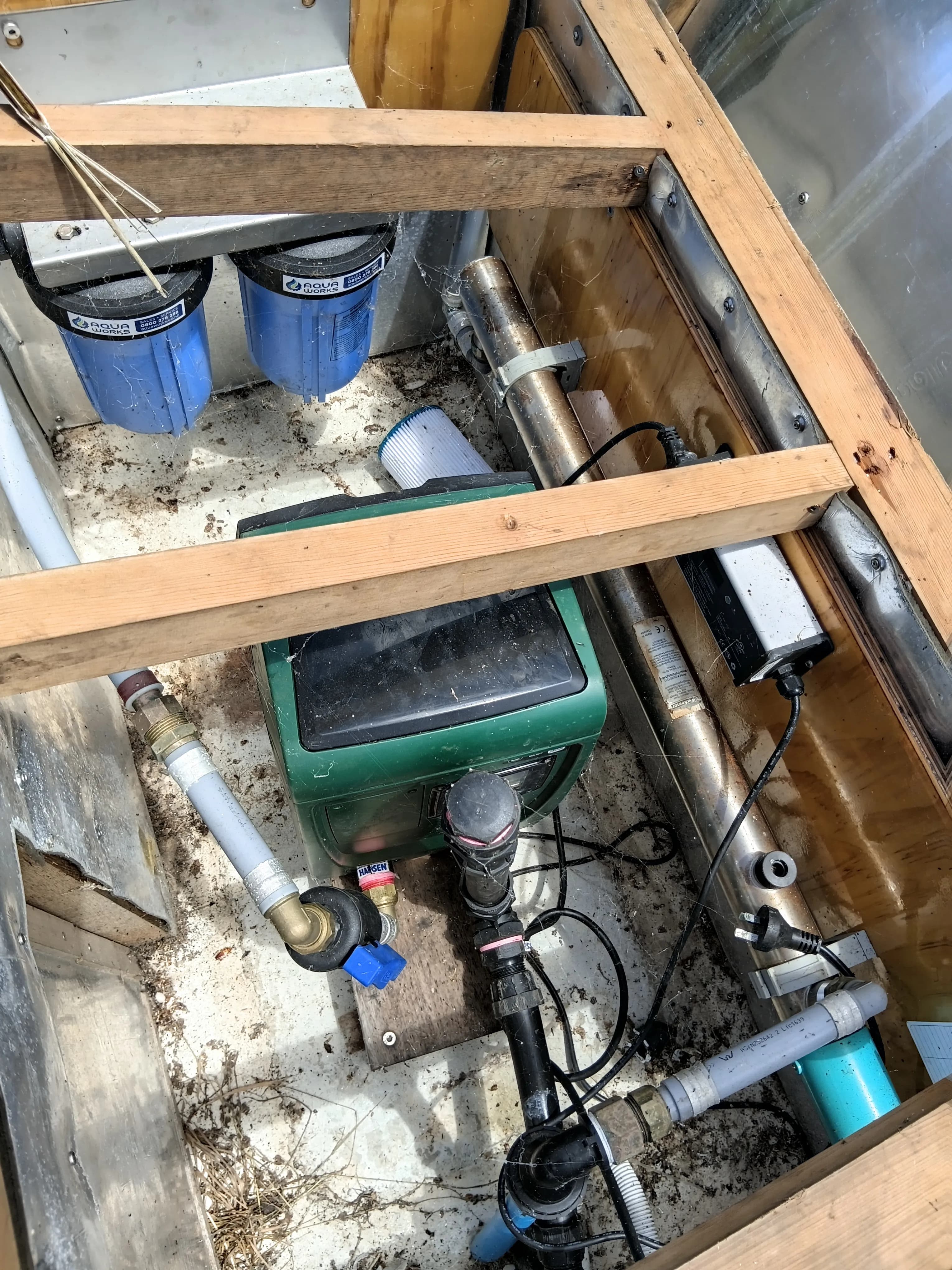 UV Sterilizer & Filter Maintenance